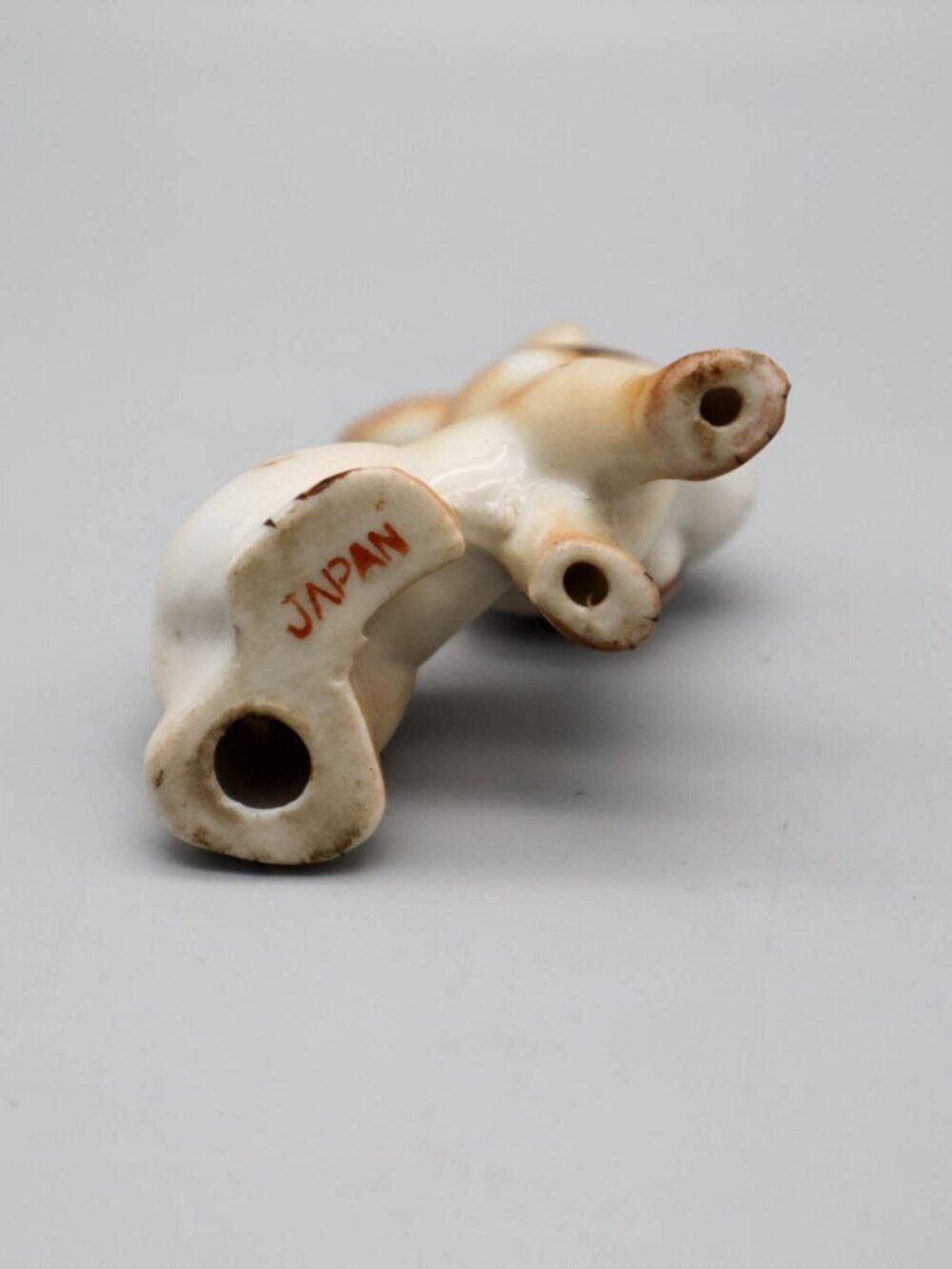 Vtg Anthropomorphic Porcelain Bunny Rabbit Figurine Japan Mid-Century Kitschy - Picture 3 of 4